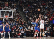 开运体育中国官网-火箭逆转击败对手，哈登表现稳定