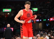 开运体育app下载-开拓者内线盲区暴露，难以遮掩