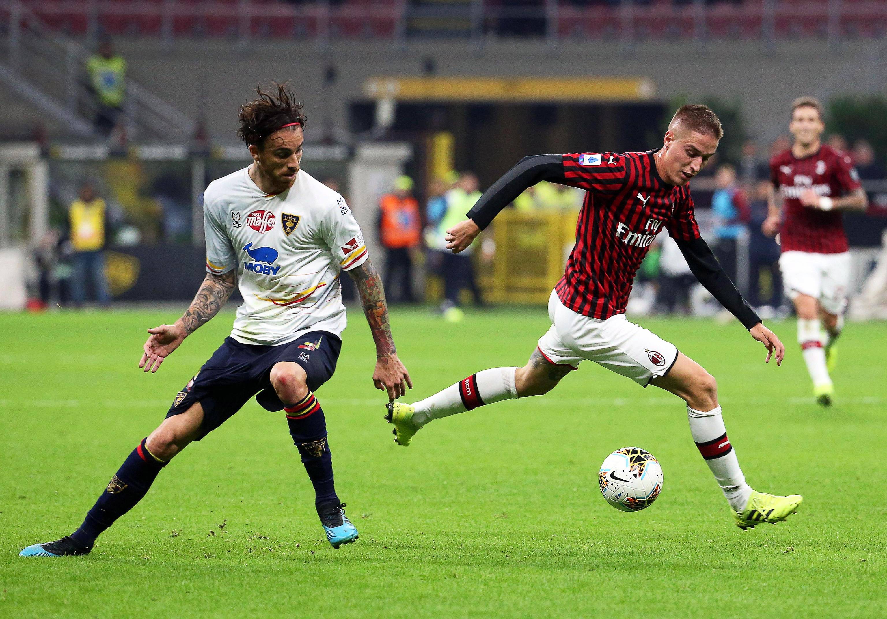 AC米兰主场表现出色,球迷欢呼雀跃的简单介绍 AC米兰主场表现出色,球迷欢呼雀跃的简单介绍