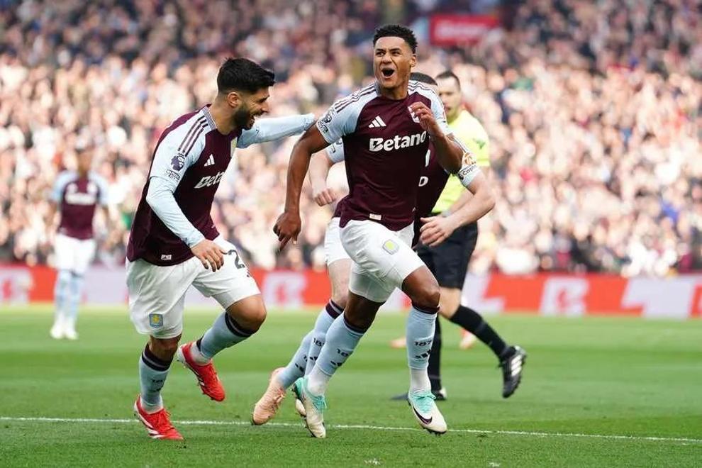 塞维利亚引进英超最佳中场,重返欧冠赛场 塞维利亚引进英超最佳中场,重返欧冠赛场