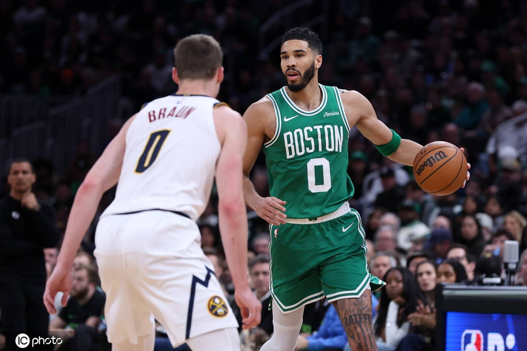 猛龙横扫凯尔特人,实力超强 猛龙横扫凯尔特人,实力超强