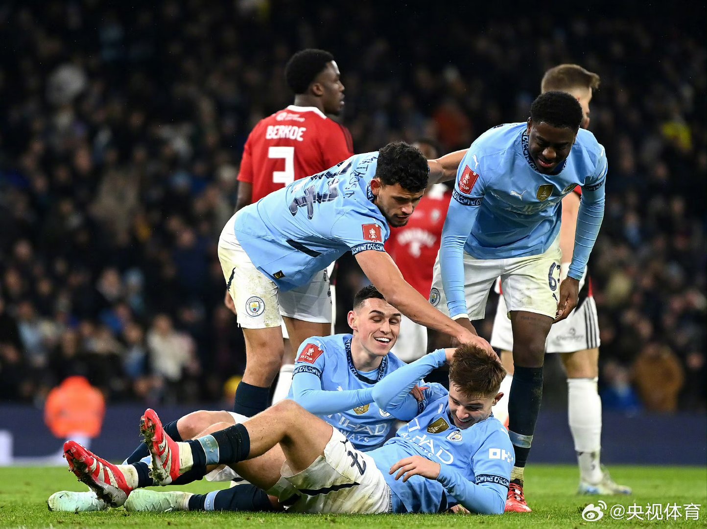 曼城稳定发挥，成功晋级欧洲赛事半决赛