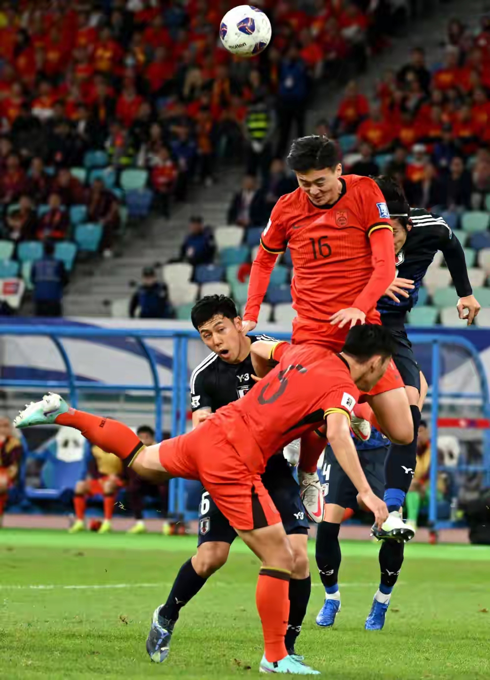 包含全球瞩目的足球盛事震撼人心,动人无比的词条 包含全球瞩目的足球盛事震撼人心,动人无比的词条