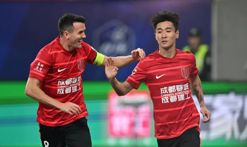 广州恒大不敌北京国安,遭遇失利 广州恒大不敌北京国安,遭遇失利